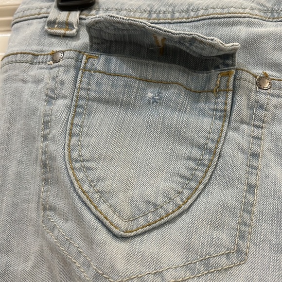 Gloria Vanderbilt ladies capris - Picture 8 of 10